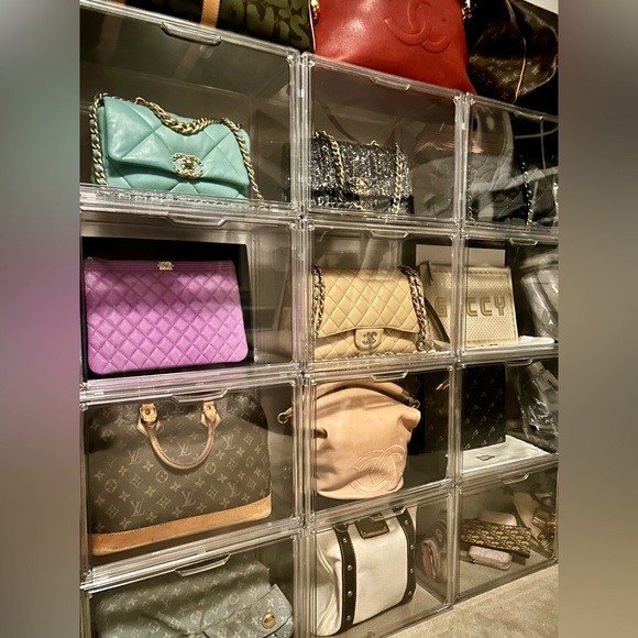 LUXURY MYSTERY BOX - Picture 3 of 4